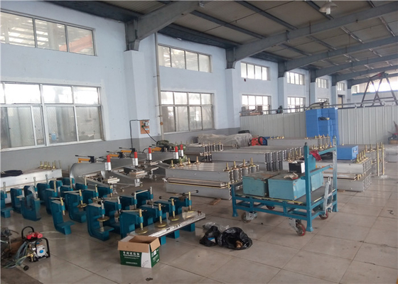 Heavy Duty Conveyor Belt Vulcanizing Press For Splicing Fabrics Ply Tape