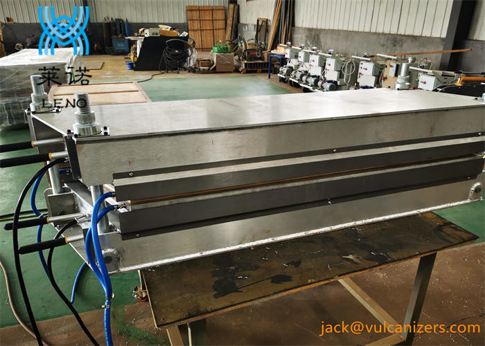 Heating Platen Size 900mm×2200mm Conveyor Belt Vulcanizing Machine Ensuring Belt Jointing and Maintenance Solutions