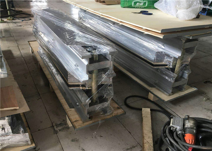 Electric Heating Plates Conveyor Belt Splicing Machine Offering Temperature Range 0-300 Celsius Suitable for and Belt Repairs